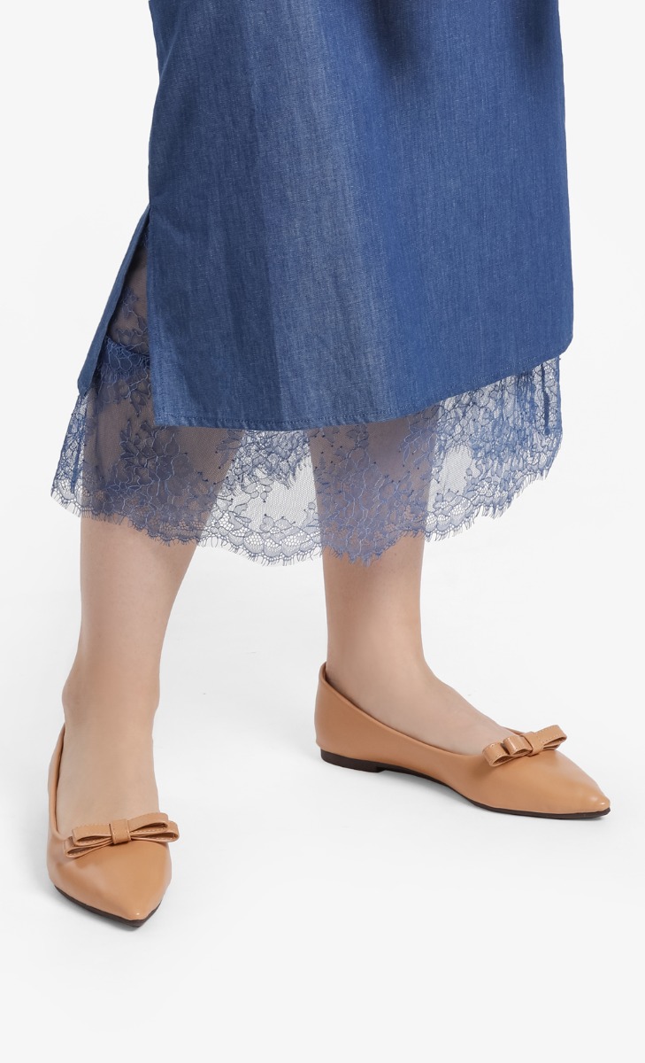 Lauren Flats In Nude