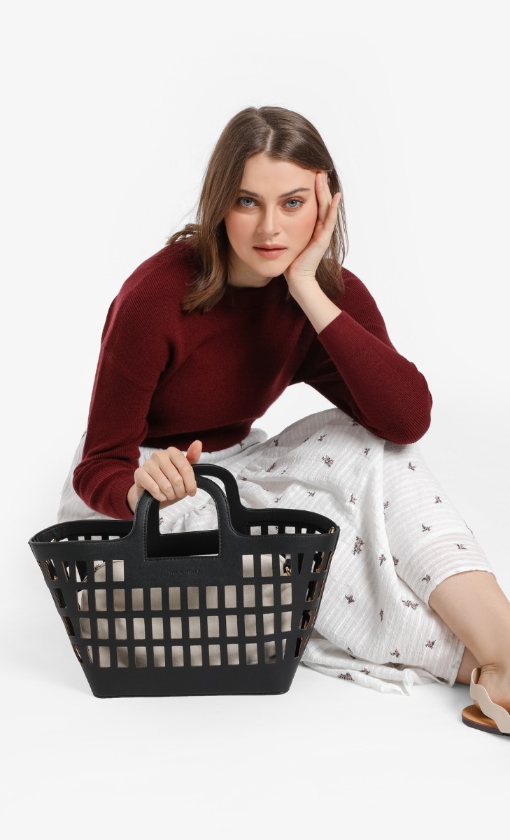 You Don't Wanna Miss This Bag In Black image 2