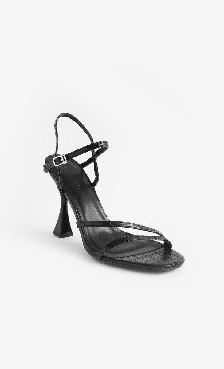 Elvina Heels In Black