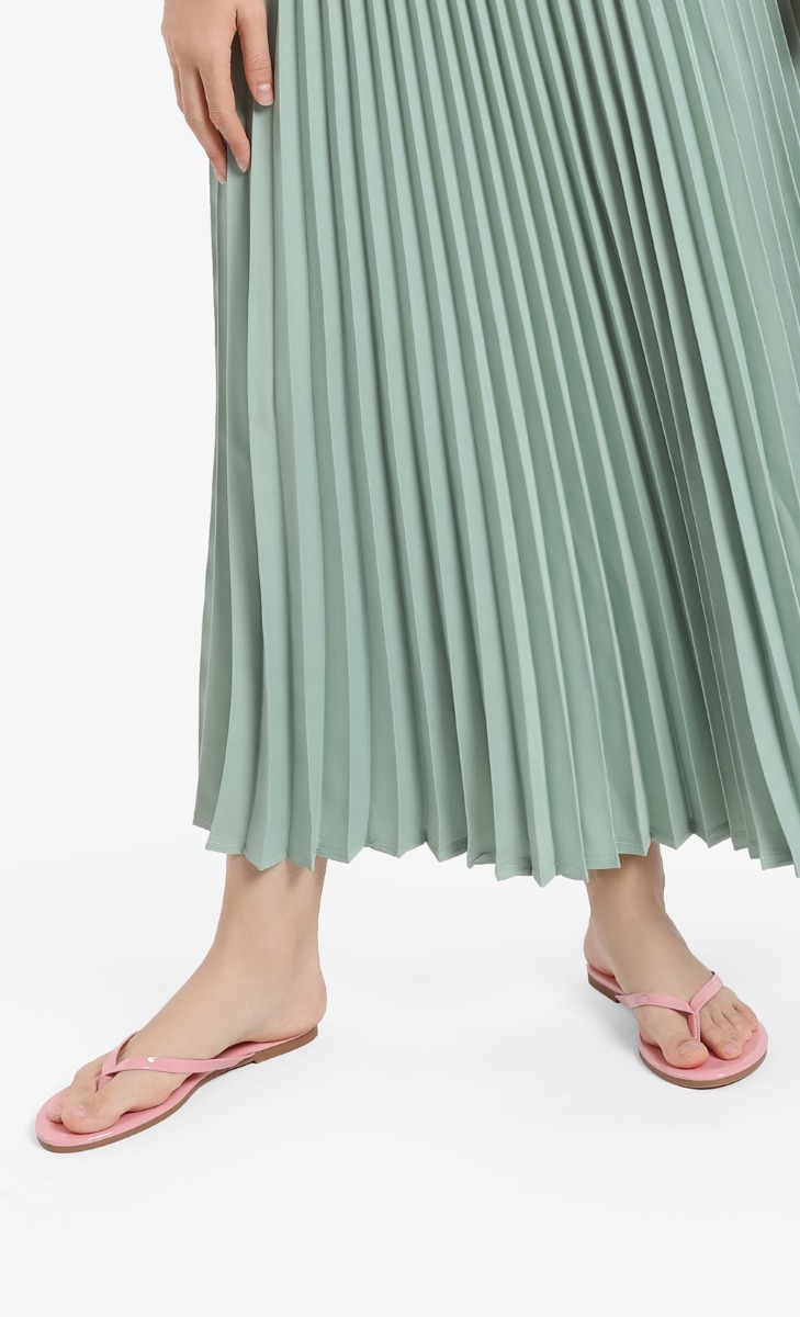 FOMO Flip Flops In Pink