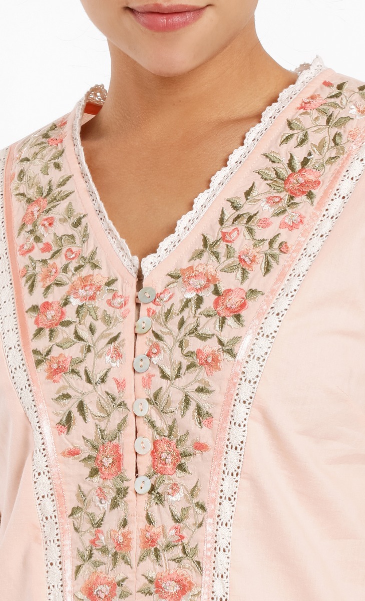 Dale Top in Peach image 2