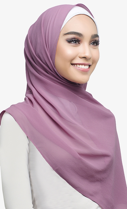 Wardia Basic Scarf in Taro image 2