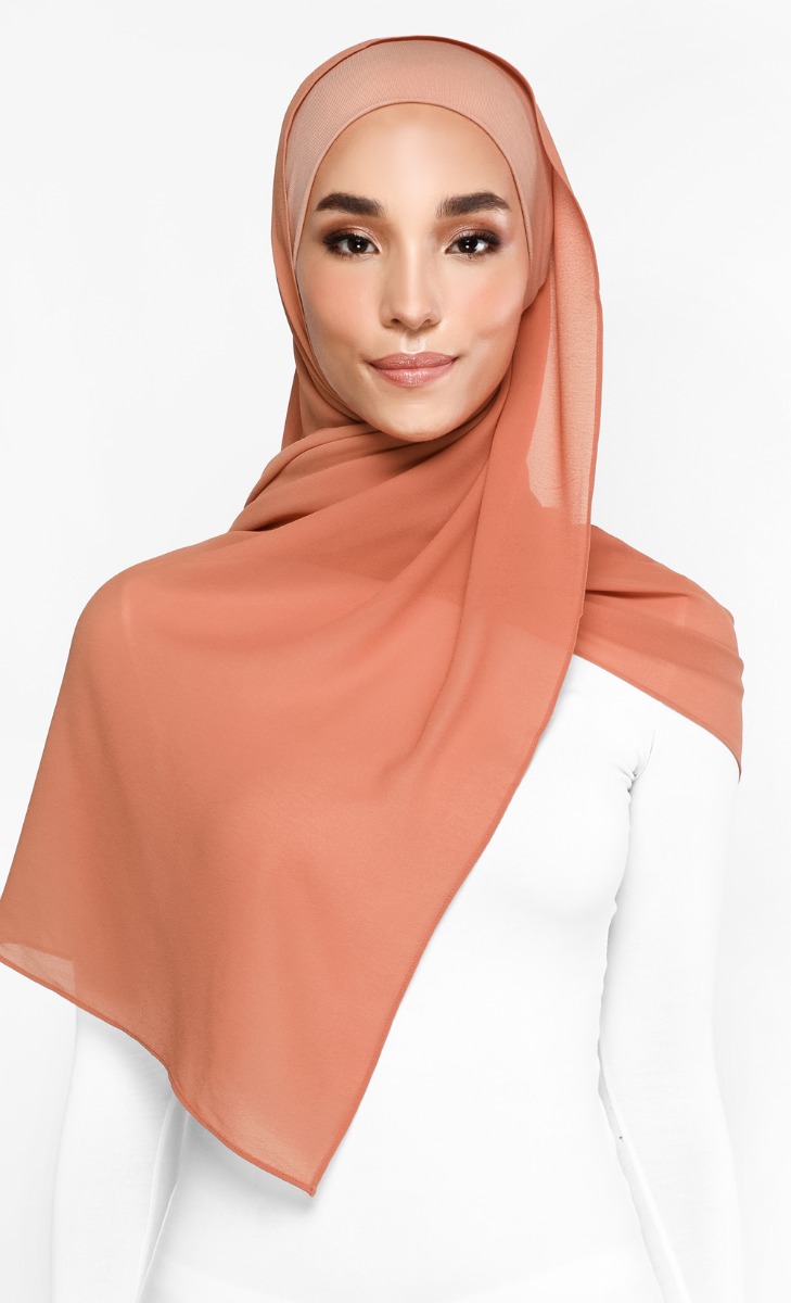 Ayra Semi Instant Scarf in Coral