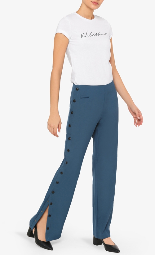 Wildflower Tee	in White