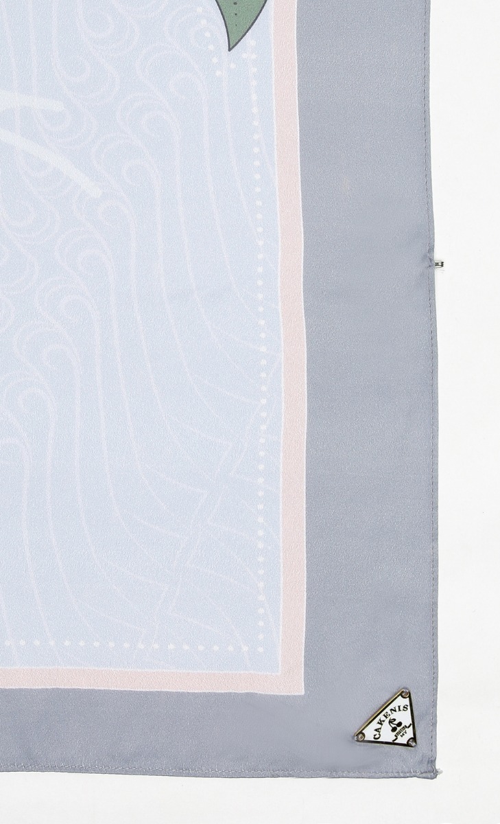 Batik Cake Shawl in Oyster image 2