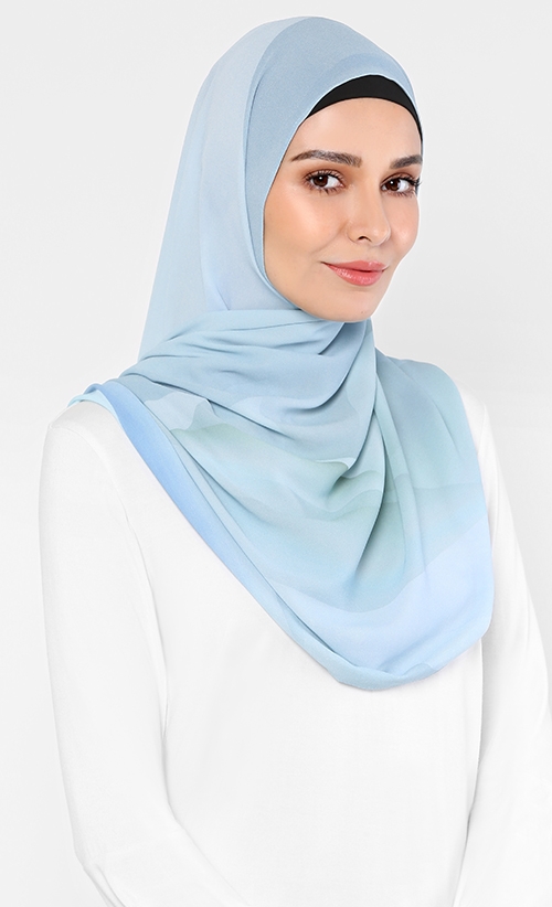  Cakenis  Premium Printed Chiffon Shawl in Bayu Blue 