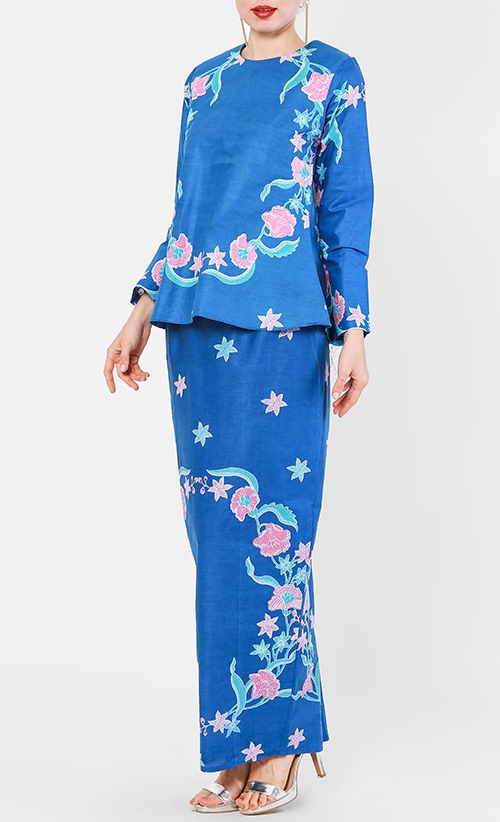 Dakota Kurung Set in Blue