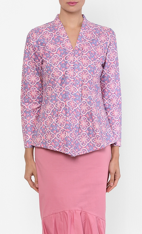 Bubblegum Kebaya Top in Purple image 2