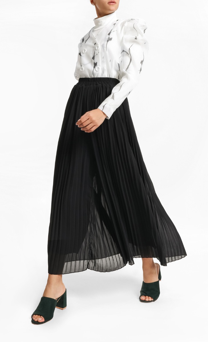 Abstract Puff Top In White