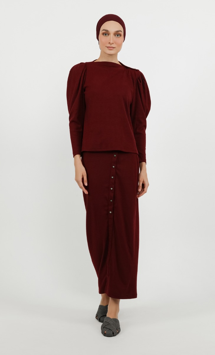 WOO Comeback Top in Maroon image 2