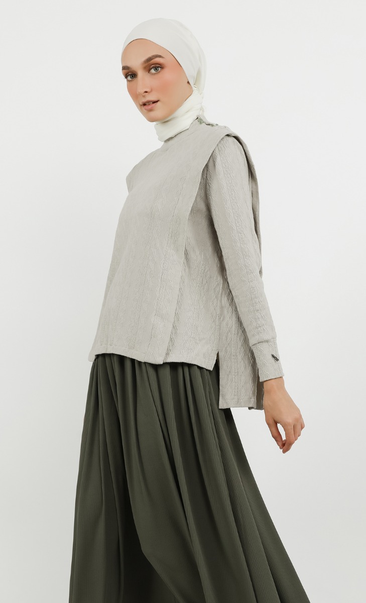 Structure Shoulder Top in Soft Sage
