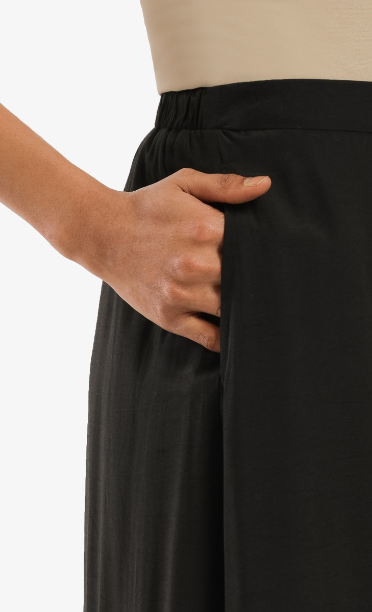 Tiered Hem Skirt in Black image 2