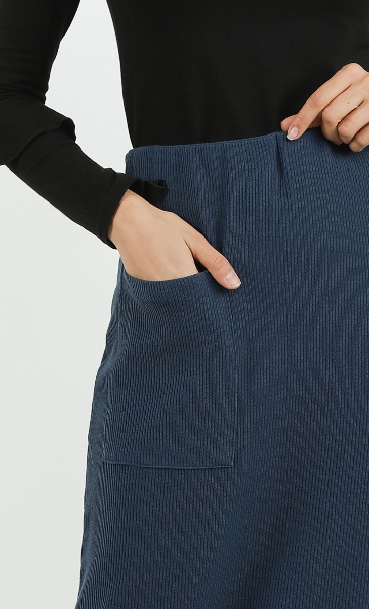 Comeback Ribbed Skirt in Midnight Blue image 2
