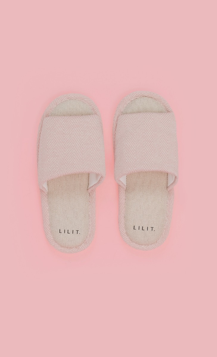 The Lounge Slipper in Pink