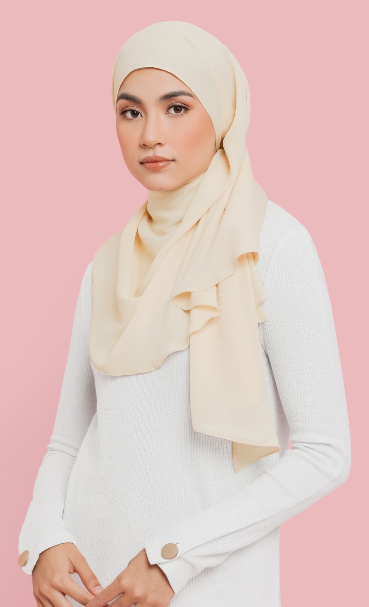 Nikaia Magnetic Triangle Chiffon Hijab in Sand