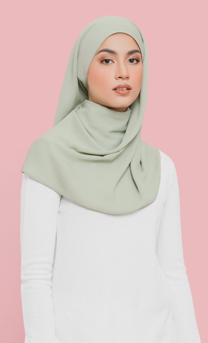 Nikaia Magnetic Triangle Chiffon Hijab in Sage