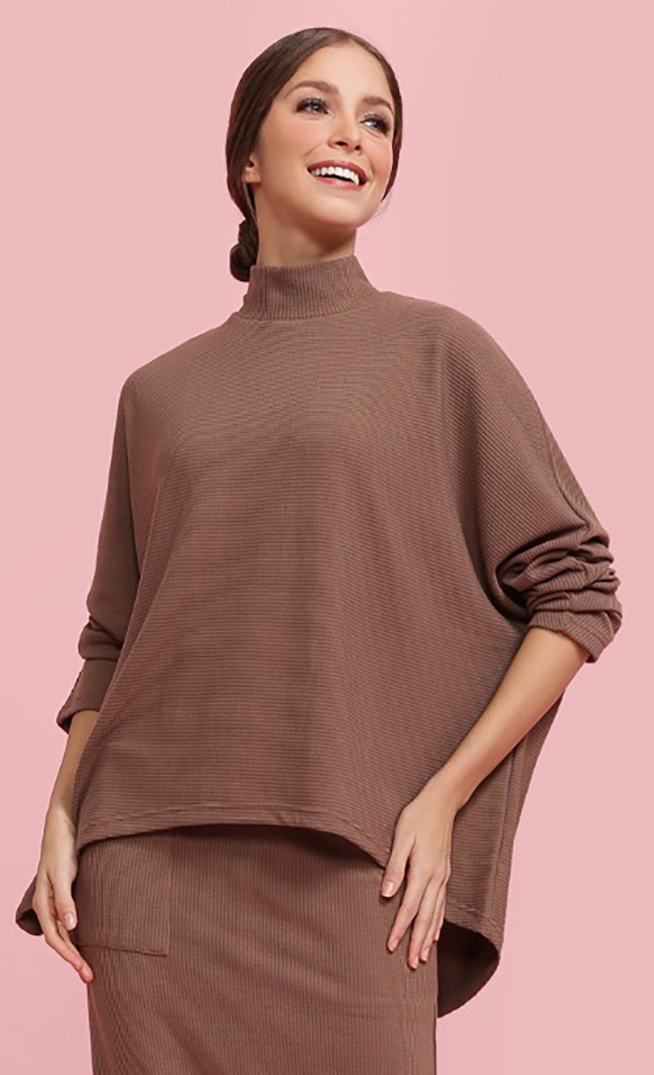 Comeback Ribbed Top in Toffee