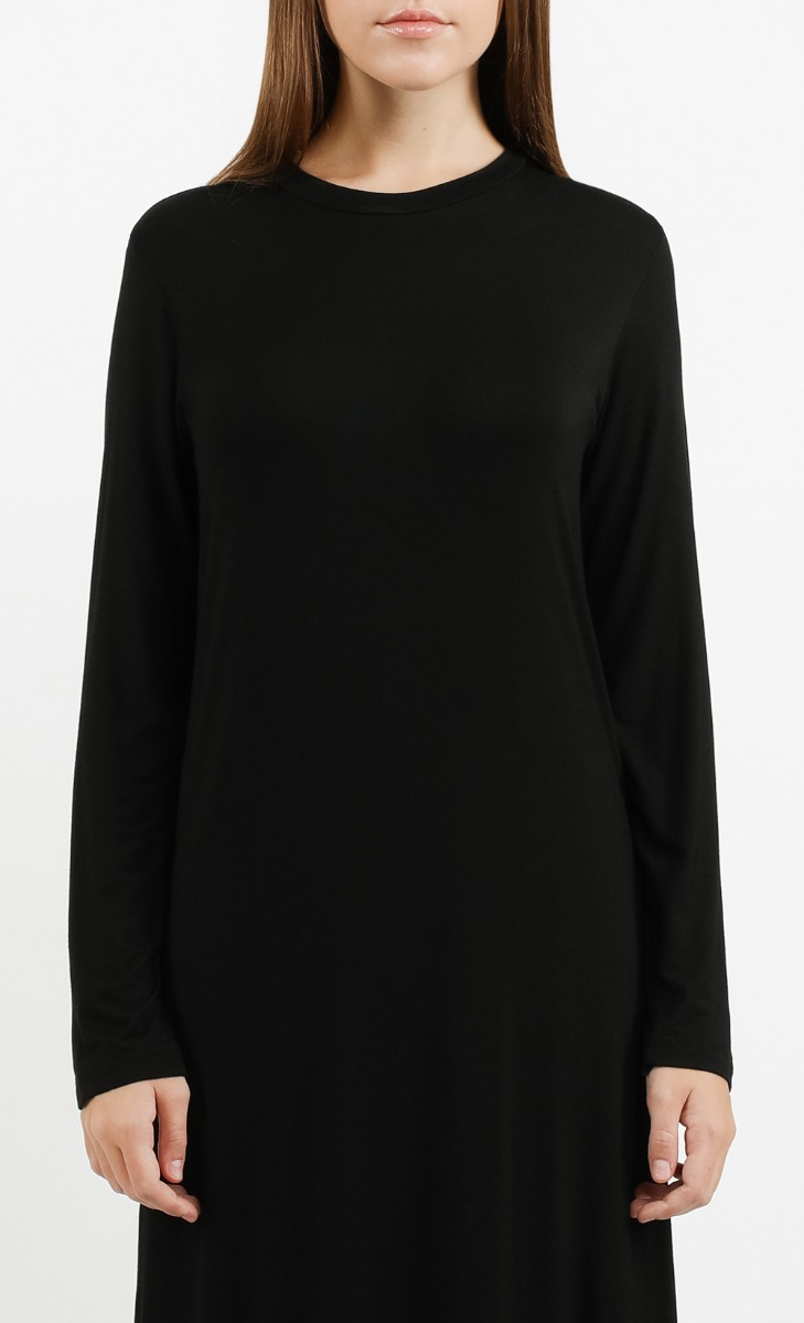 Long Sleeve Round Neck Dress in Black image 2