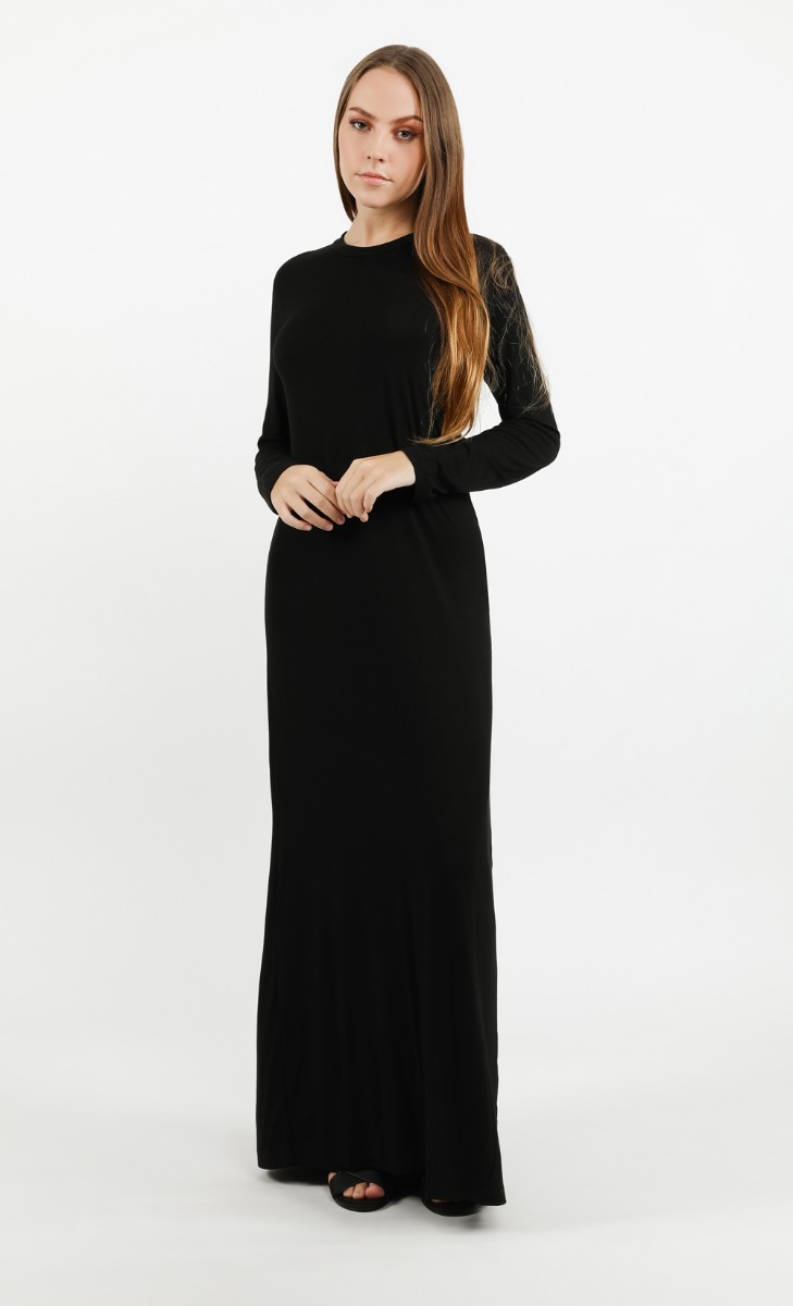 Long Sleeve Round Neck Dress in Black