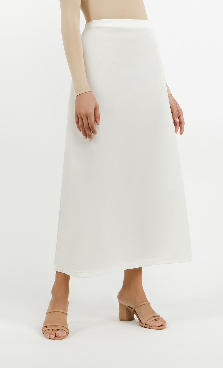 Petticoat in White