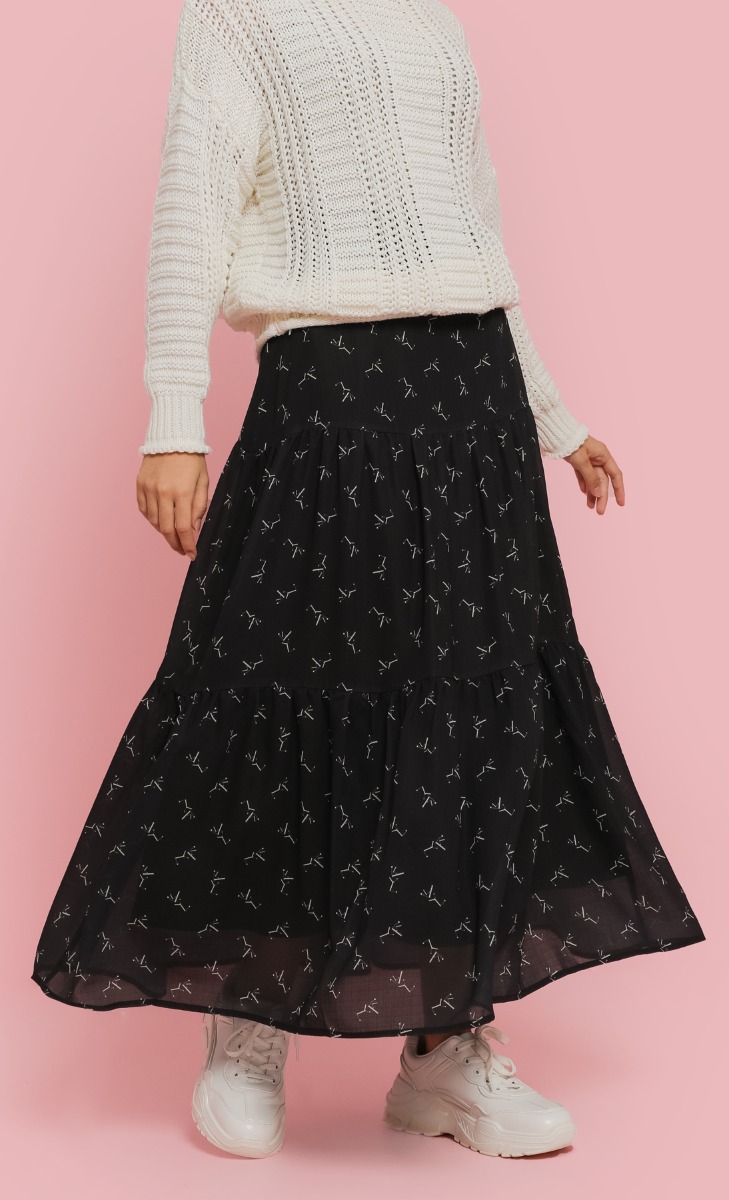 D U A Tiered Skirt	Black