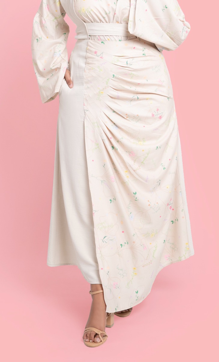 Mekar Side Pleat Skirt	in Beige