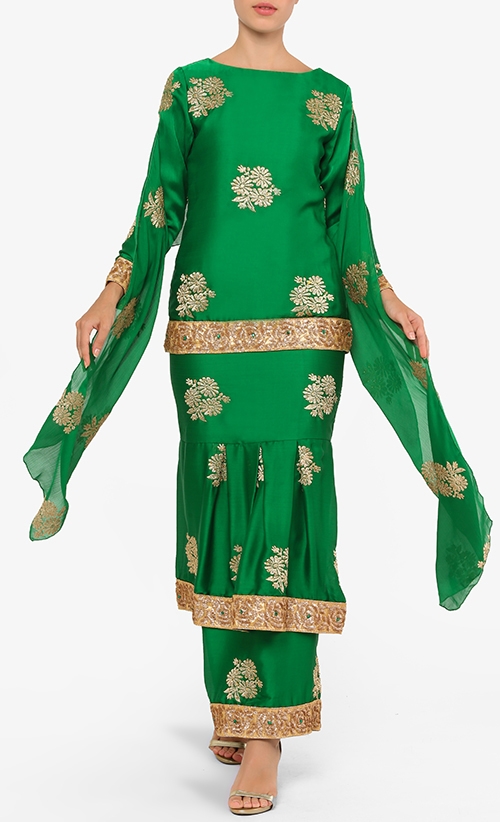 Deewani Modern Kurung in Pixie Green