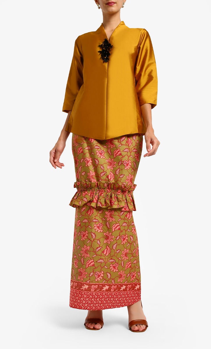 Malati Kebaya Top In Gold