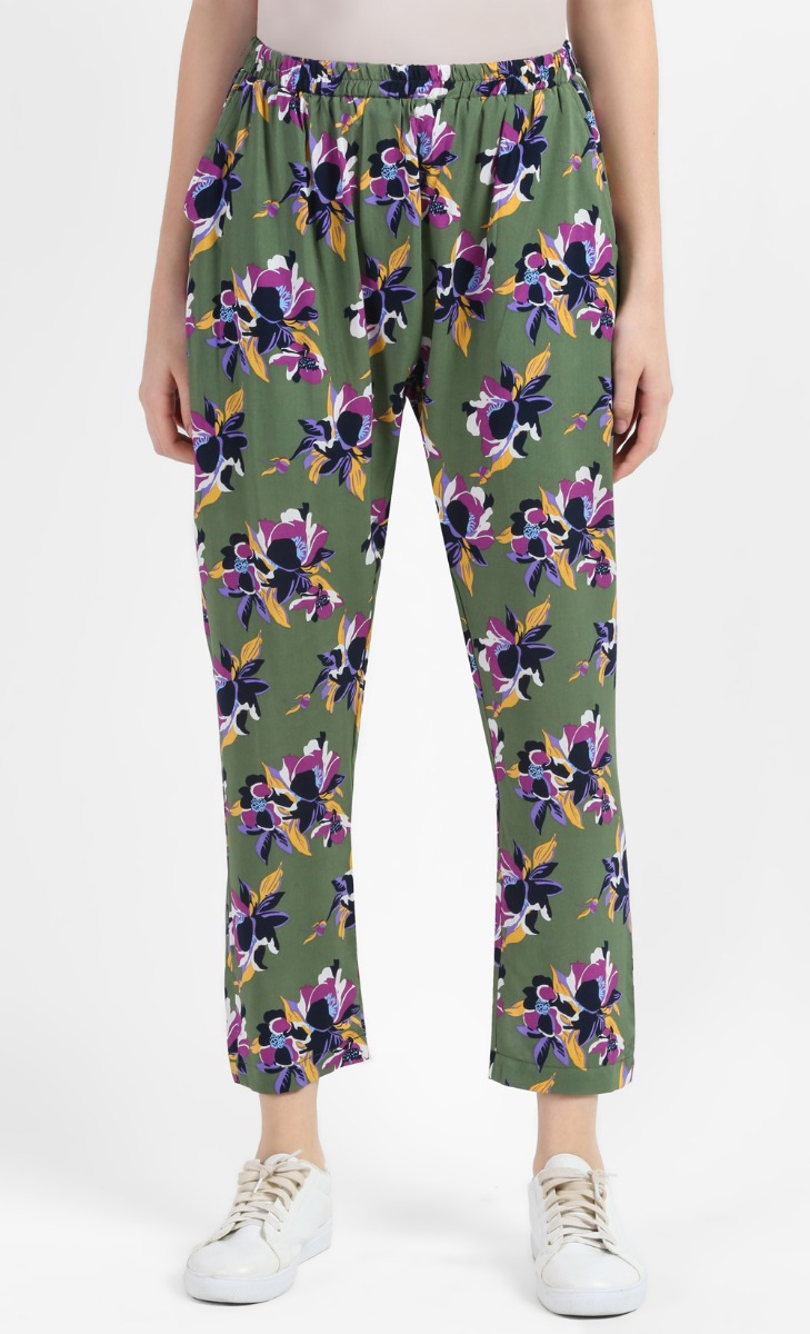 Azza Pants in Olive image 2