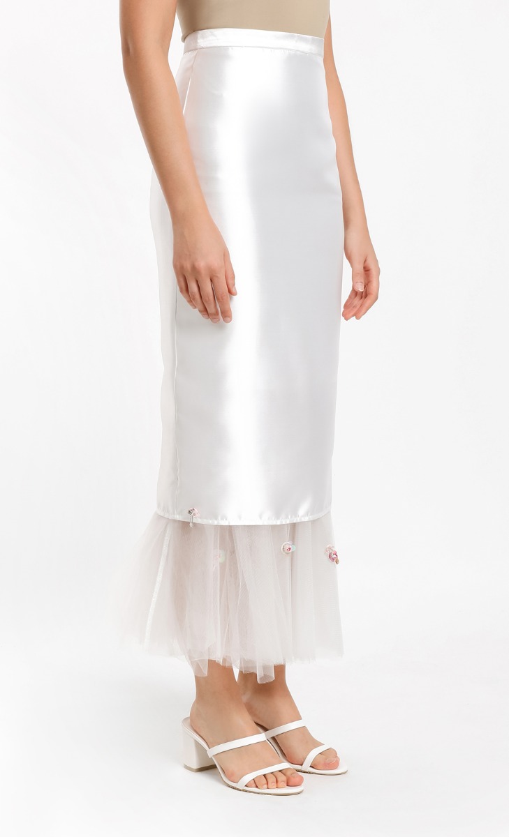Milea Skirt in Pearl image 2