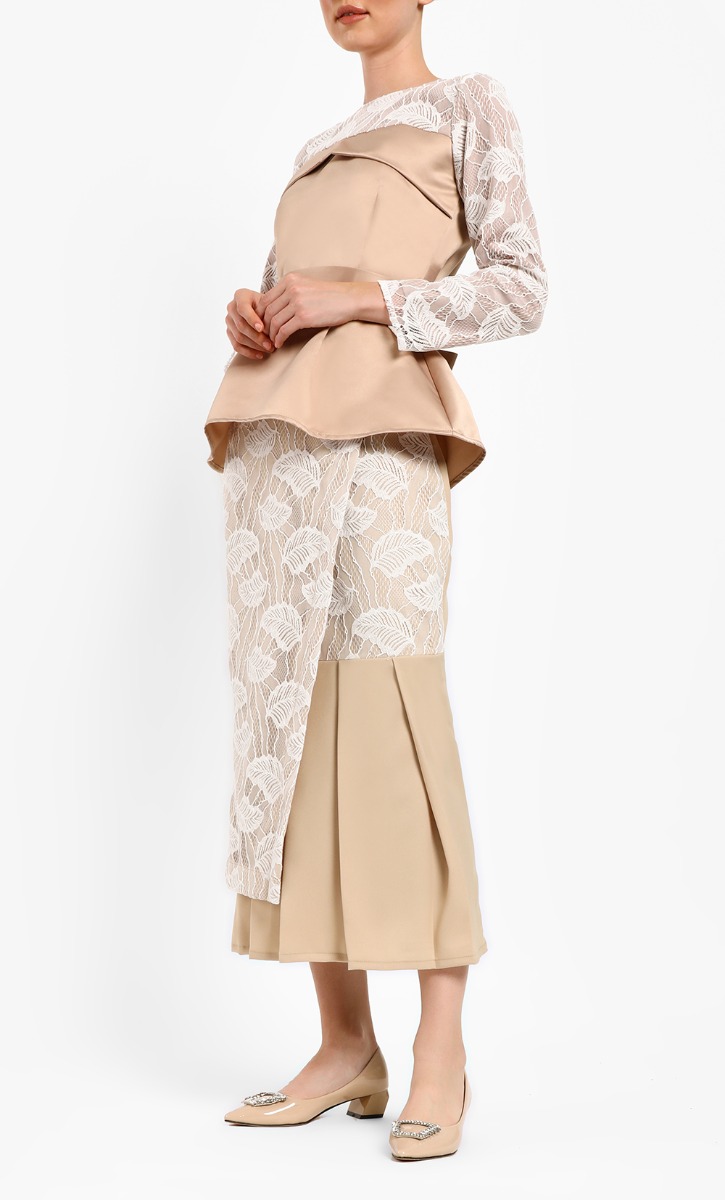 Laura Skirt in Nude & White