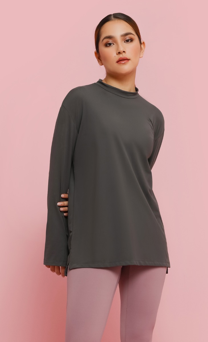 Oversized 2-in-1 Top in Grey