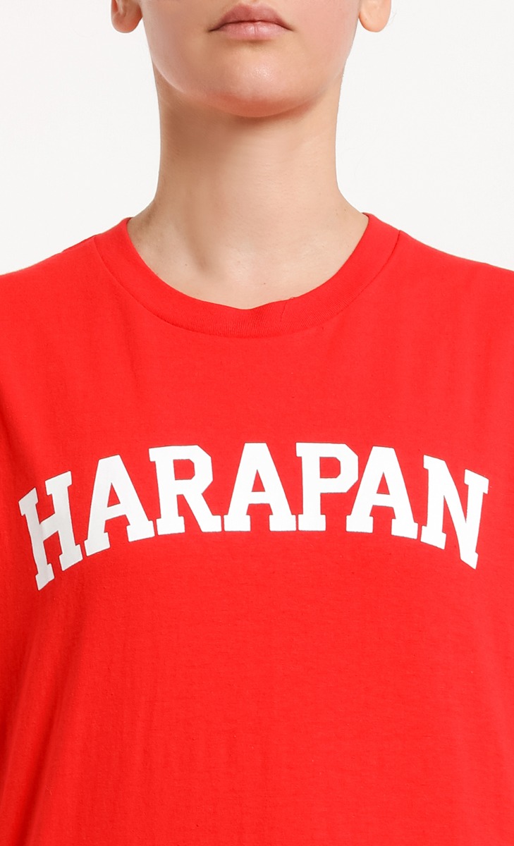 Harapan Uni T-Shirt in Red  image 2