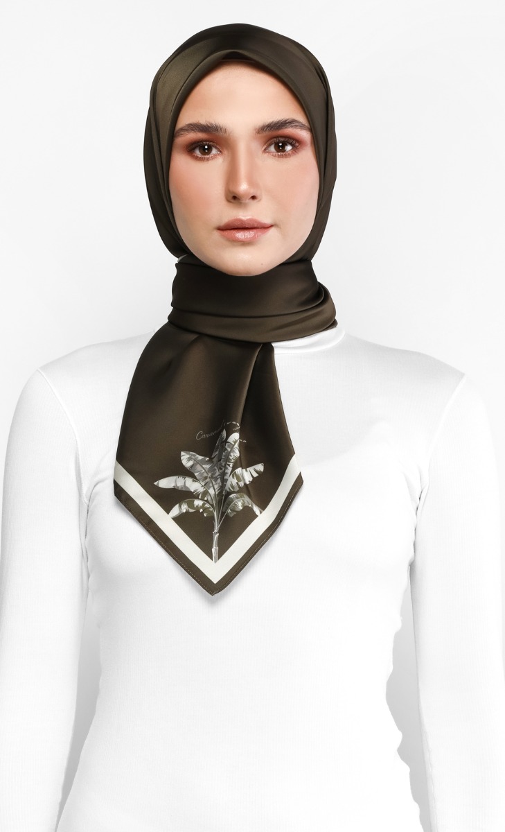 Amelia Square Scarf In Coffee