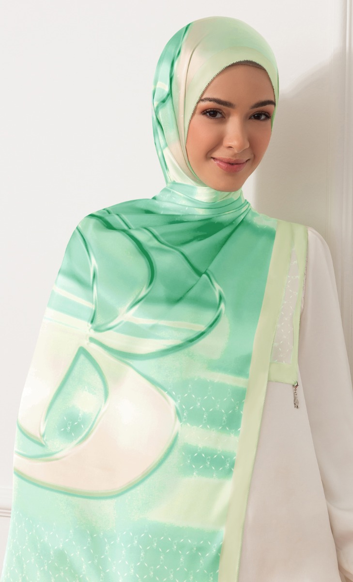 The Alphabet dUCk Shawl - B