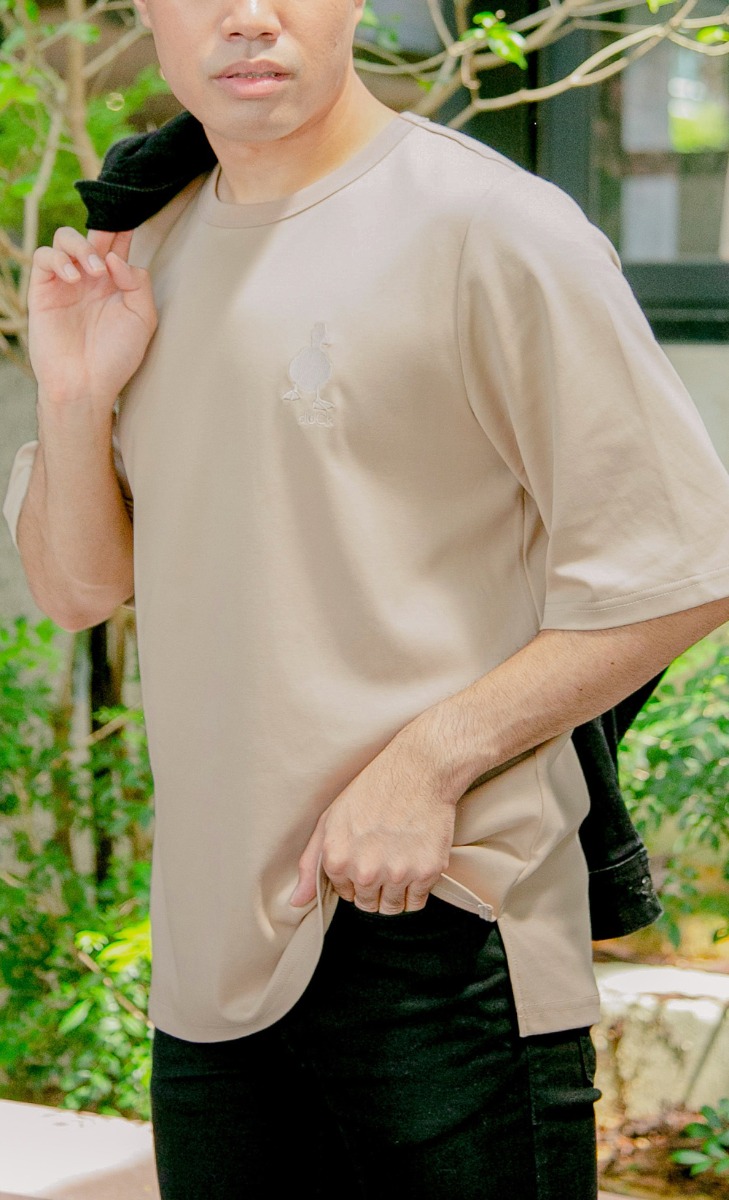 dUCk Basic T-Shirt in Beige