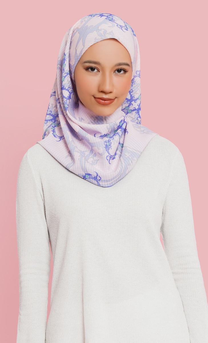 Nusa Textured Chiffon Square Hijab in Blue