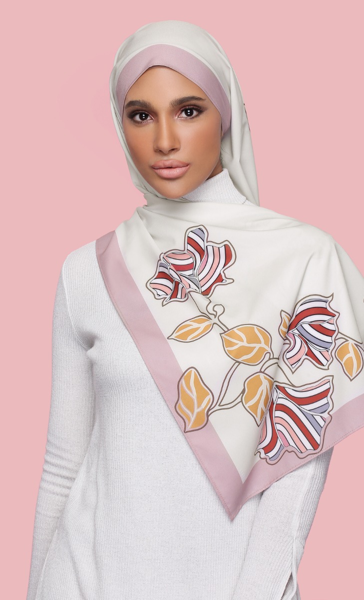 Bunga Crepe Hijab In Dusty Pink