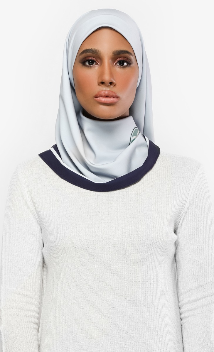 Bunga Crepe Square Hijab  In Blue FashionValet