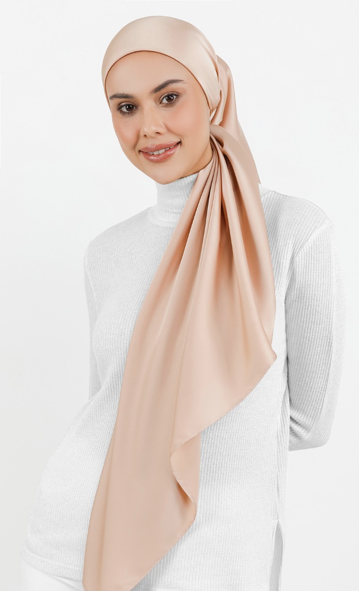 Seoul 2.0 Satin Square Hijab in Sand Castle