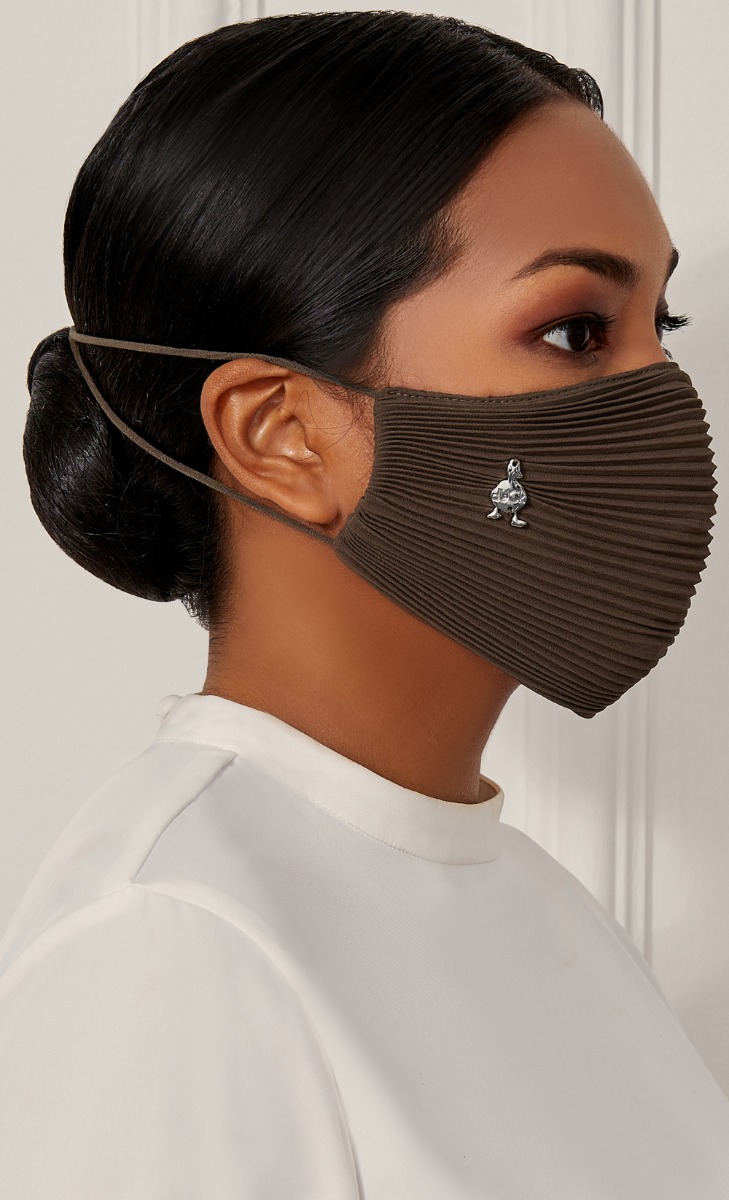 Pleats Face Mask (Head-loop) in Chocolit