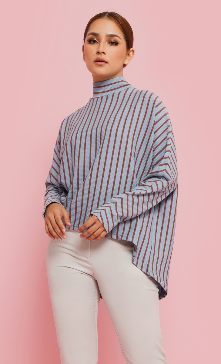Oversized Striped Ribbed Top in Blue