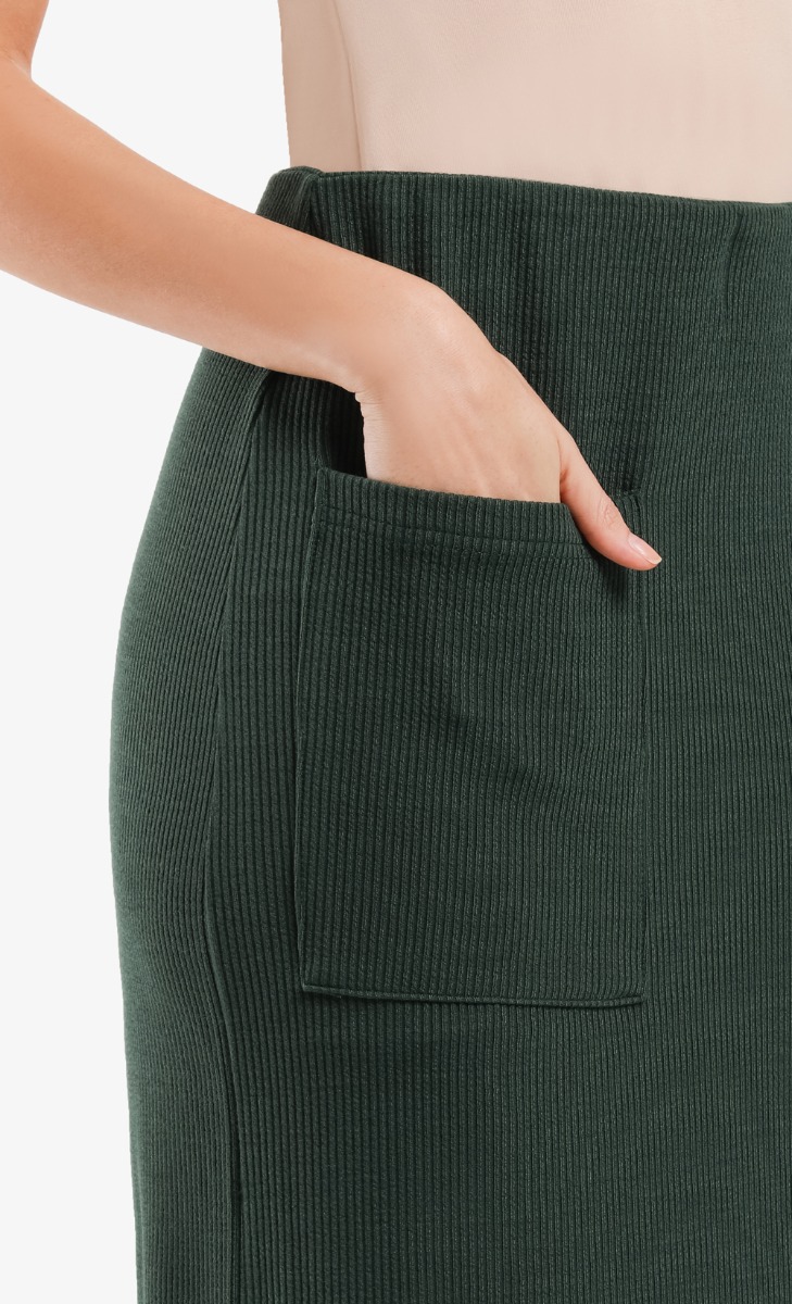 Comeback Ribbed Skirt in Green image 2