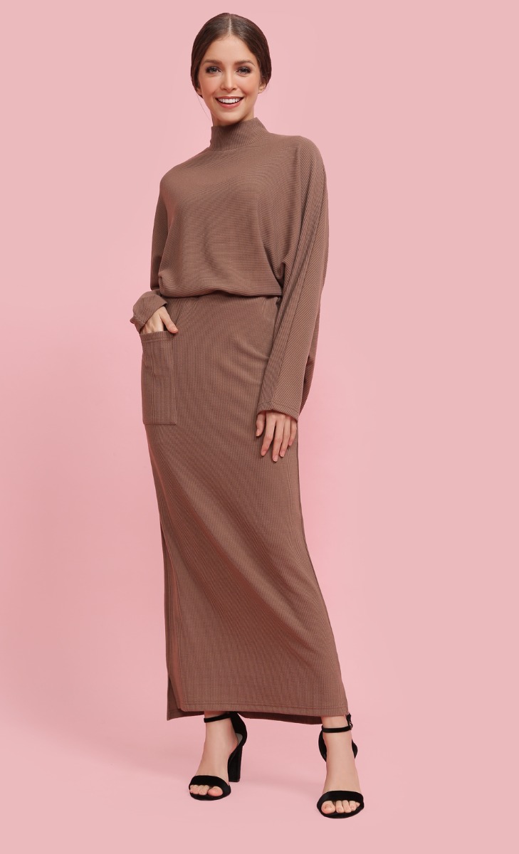 Comeback Ribbed Skirt in Toffee image 2