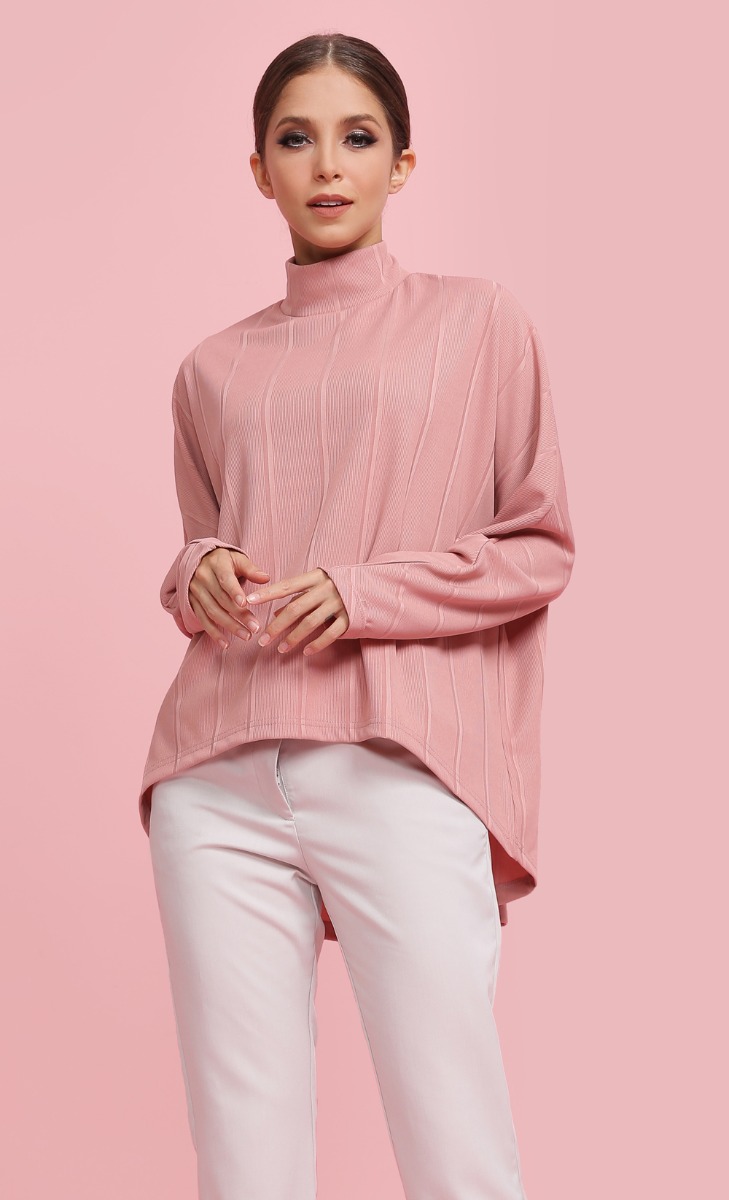 Oversized Ribbed Top in Dusty Pink