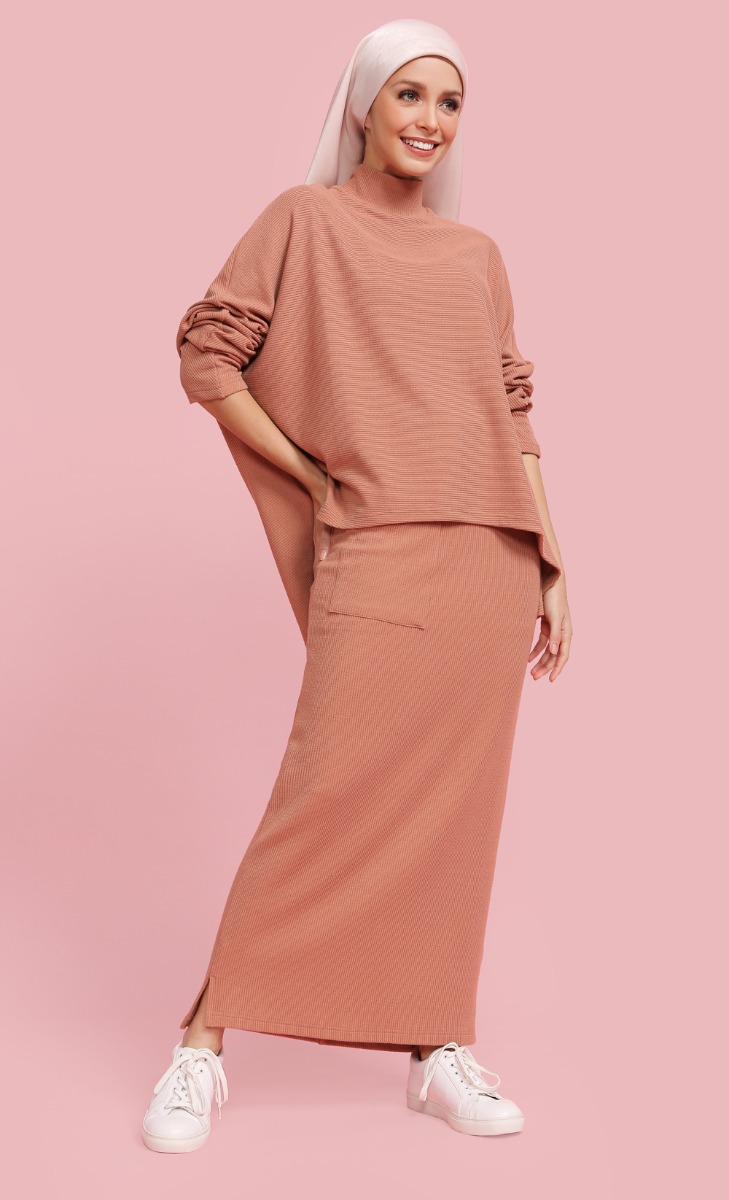 Oversized Ribbed Top in Sunkiss image 2
