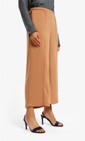 Zuni Pants in Brown