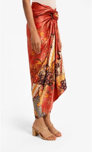 Batik Pareo in Brick Red