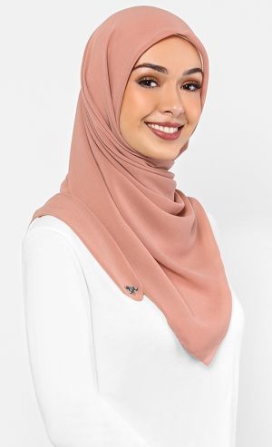 Meringue Scarf in Coral Meringue