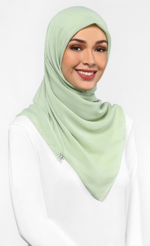 Meringue Scarf in Pistachio Meringue